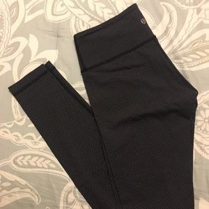 LULULEMON Wunder Under diamond pattern pant Sz 6